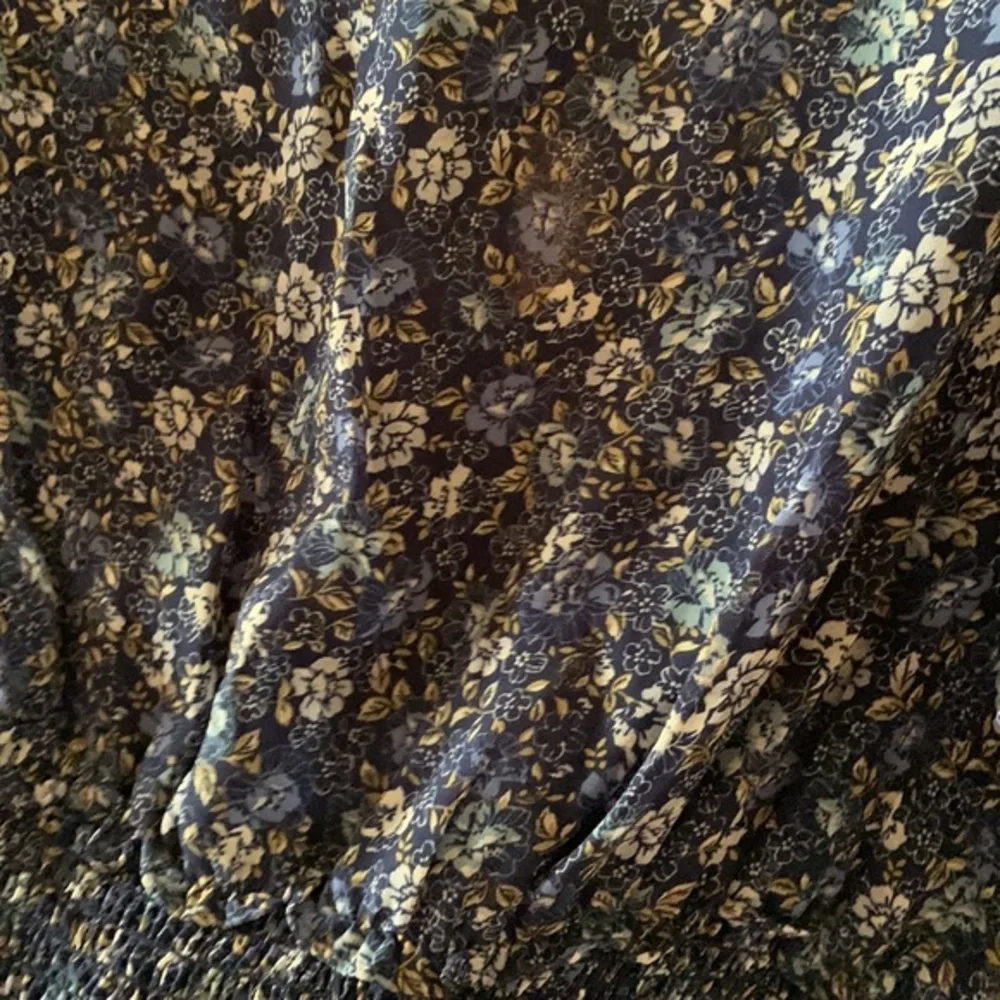 Max Studio ShortSleeve Ruffle Dress - Picture 7 of 13